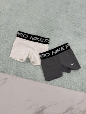 Nike Pro Short Set — White & Charcoal Gray